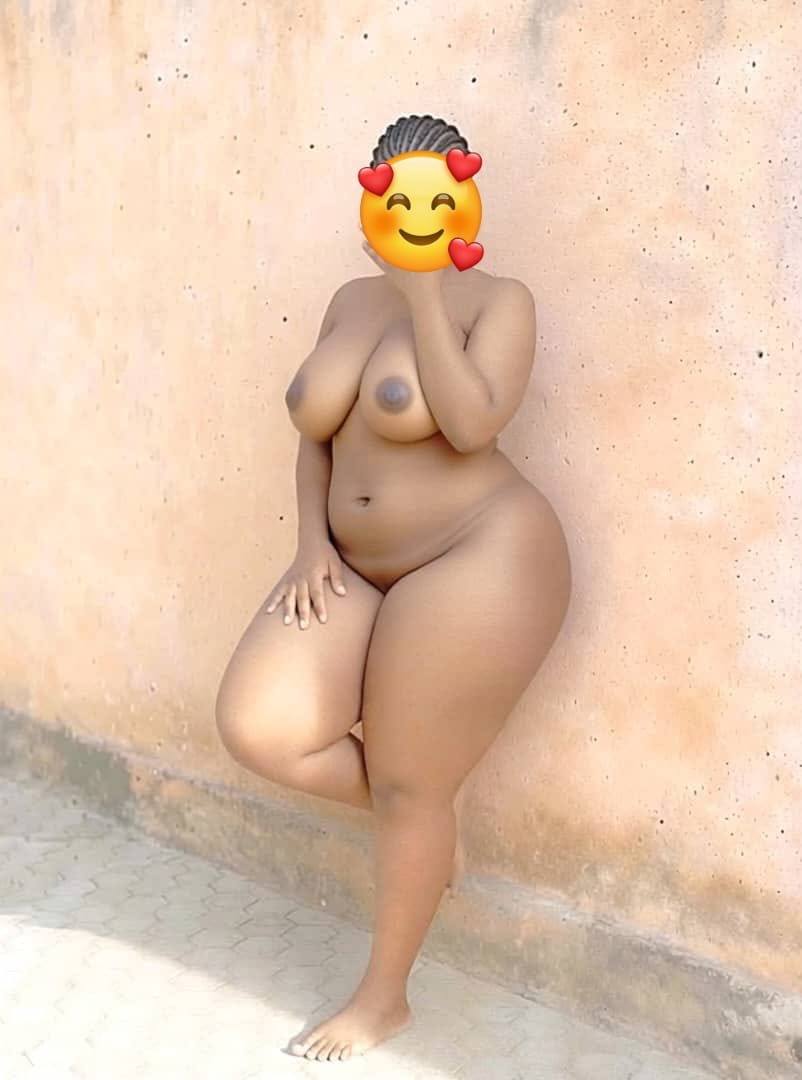 Betty sexy curvy girl