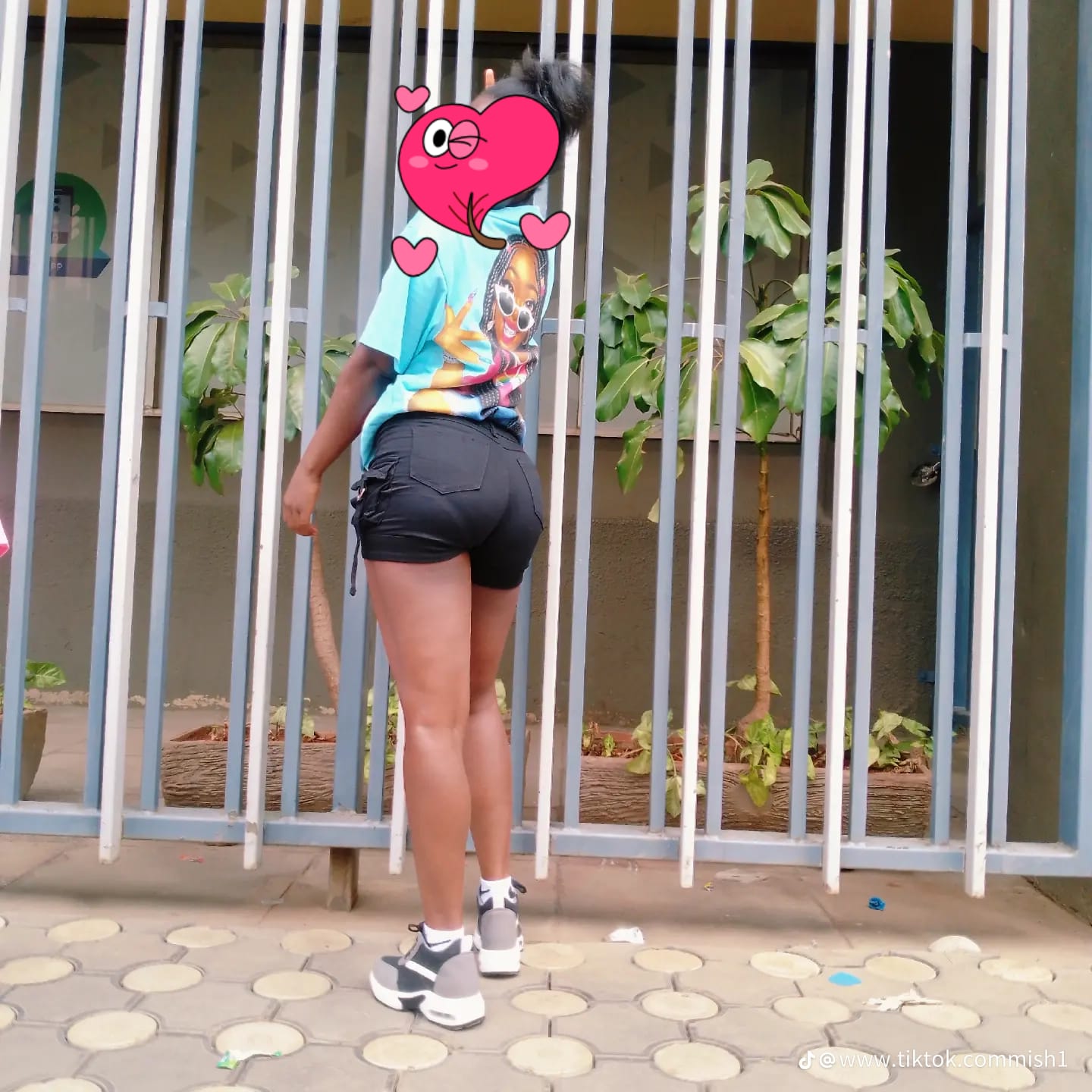 Esi new babe